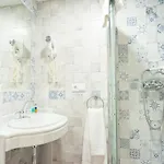 Hotel La Chiquita Hotel 2*