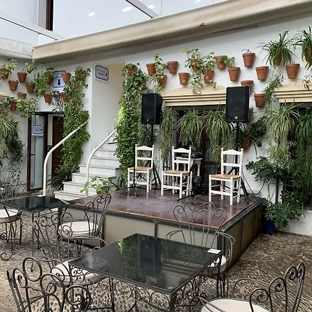 Hotel La Chiquita Готель Кордова
