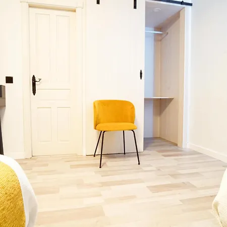 Готель Hotel La Chiquita 2*