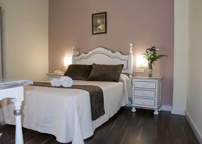 Готель Hotel La Chiquita