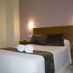 La Chiquita Hotel 2*