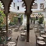 La Chiquita Hotel 2*