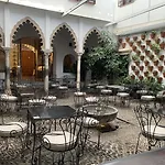 La Chiquita Hotel